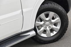 2019 Mitsubishi
Pajero GLX