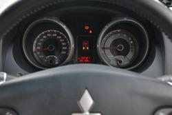 2019 Mitsubishi
Pajero GLX