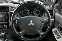 2019 Mitsubishi
Pajero GLX