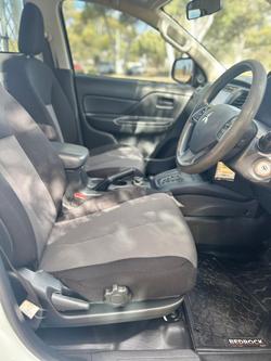 2018 Mitsubishi
Triton GLX