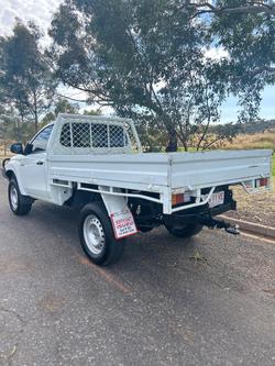 2018 Mitsubishi
Triton GLX