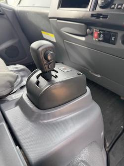 2017 Isuzu Npr 65 190 Crew Cab Amt Npr 65 190 Crew Cab AMT