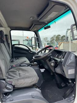 2017 Isuzu Npr 75/190 Crew Tipper 65/190 auto WHITE