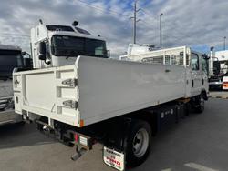 2017 Isuzu Npr 65 190 Crew Cab Amt Npr 65 190 Crew Cab AMT