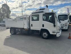 2017 Isuzu Npr 65 190 Crew Cab Amt Npr 65 190 Crew Cab AMT