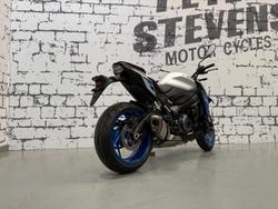 2025 Suzuki GSX-S1000 GSX-S Silver