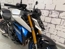 2025 Suzuki GSX-S1000 GSX-S Silver