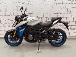 2025 Suzuki GSX-S1000 GSX-S Silver