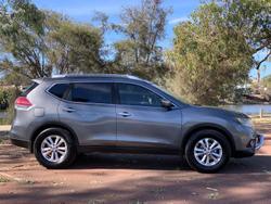 2017 Nissan
X-TRAIL ST-L