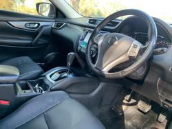 2017 Nissan
X-TRAIL ST-L