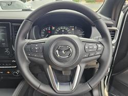 2024 Mazda
BT-50 GT