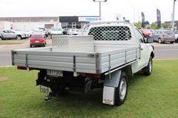 2017 Mitsubishi
                Triton GLX