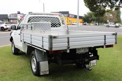 2017 Mitsubishi
                Triton GLX