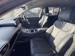 2023 Hyundai
                Santa Fe Elite