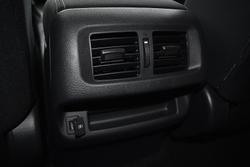 2024 Nissan Navara ST-X D23 MY24 4X4 Dual Range Solid White