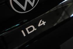 2025 Volkswagen
                ID.4 Pro