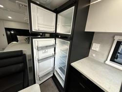 2025 Lotus Caravans Trooper Tr21cl 21'