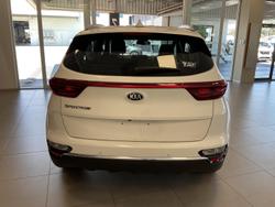 2020 Kia
                Sportage SX