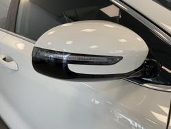 2020 Kia
                Sportage SX