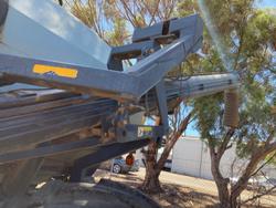 1986 Flexi-Coil 3450 Grey