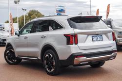 2023 Kia
Sorento Sport+