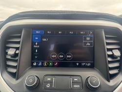 2018 Holden
Acadia LT
