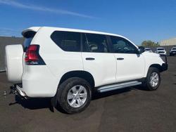 2020 Toyota
Landcruiser Prado GX
