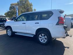2020 Toyota
Landcruiser Prado GX