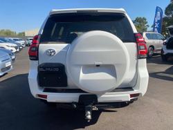 2020 Toyota
Landcruiser Prado GX