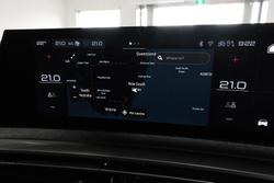 2025 Peugeot
3008 Allure Hybrid