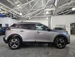 2025 Peugeot
2008 Allure Hybrid