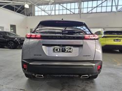 2025 Peugeot
2008 Allure Hybrid
