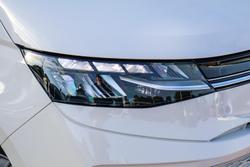 2025 Volkswagen Multivan TDI360 Life