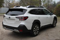 2025 Subaru
Outback AWD Touring
