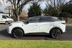 2024 Peugeot 3008 GT Premium Hybrid