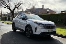 2024 Peugeot
3008 GT Premium Hybrid