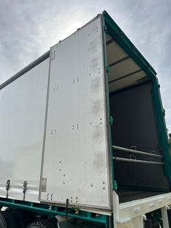 2019 Vawdrey St3 22 Pallet Refrigerated Curtain Sider, R/T