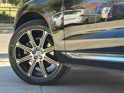 2018 Volvo XC60 D4 Inscription MY19 AWD Onyx Black