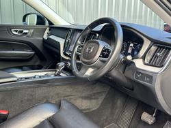 2018 Volvo XC60 D4 Inscription MY19 AWD Onyx Black