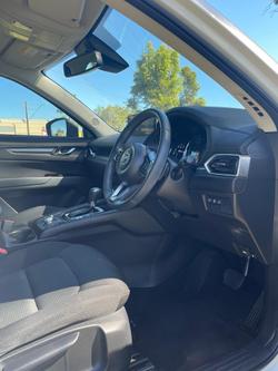 2022 Mazda
CX-5 G25 Maxx Sport