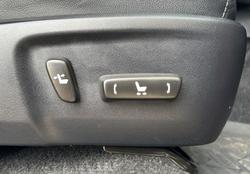 2019 Toyota
Hilux Rugged X