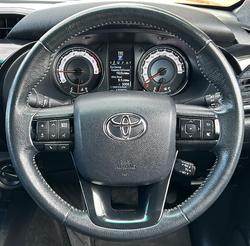2019 Toyota
Hilux Rugged X