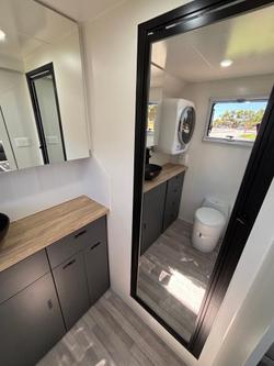 2025 Royal Flair Aussiemate