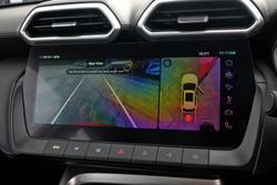 2025 MG ZS Essence Turbo