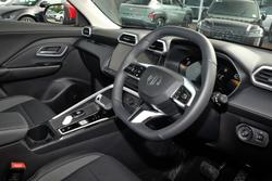 2025 MG ZS Essence Turbo