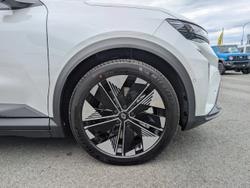 2026 RENAULT SCENIC Techno Long Ran
