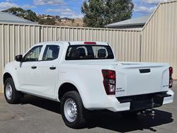 2021 Isuzu
                D-MAX SX High Ride