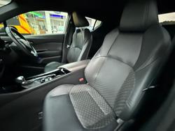 2020 Toyota
C-HR Koba