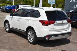 2020 Mitsubishi
                Outlander ES ADAS