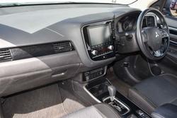 2020 Mitsubishi
                Outlander ES ADAS
